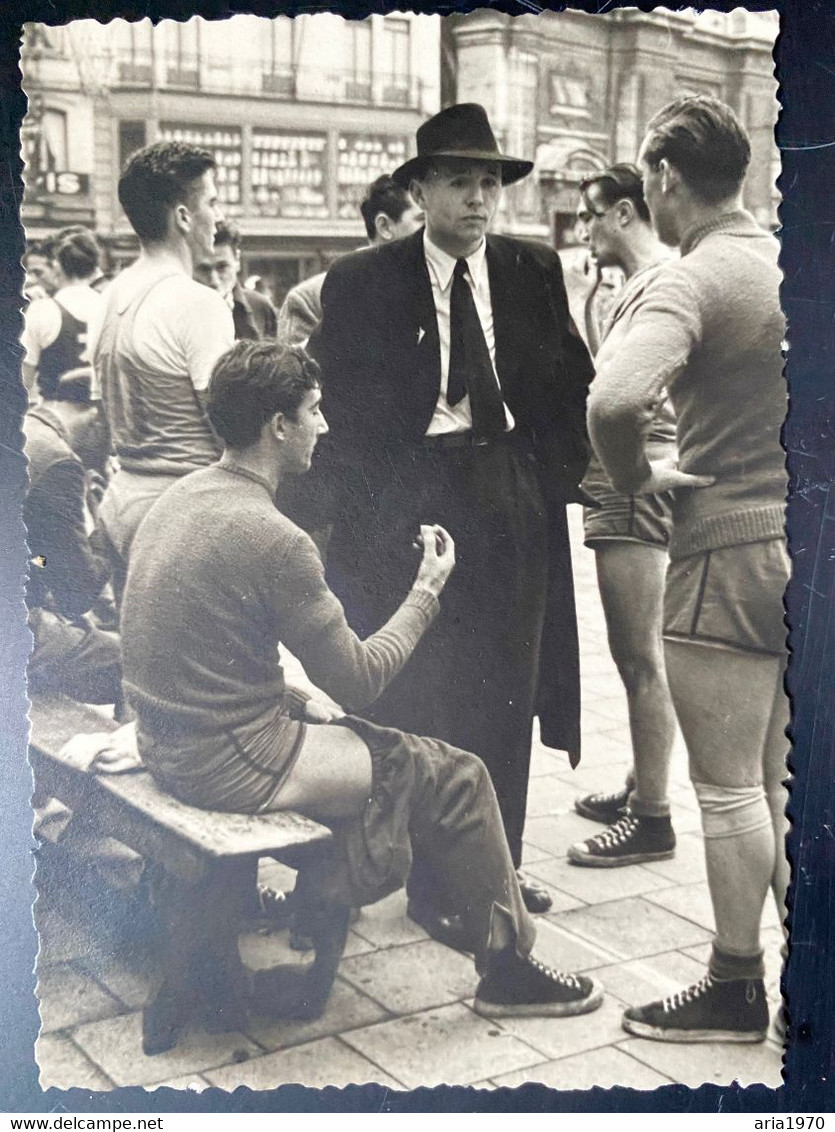 Saint Josse-ten-Noode - Chaussée De Louvain - Basketball Photos 1950 - St-Joost-ten-Node - St-Josse-ten-Noode