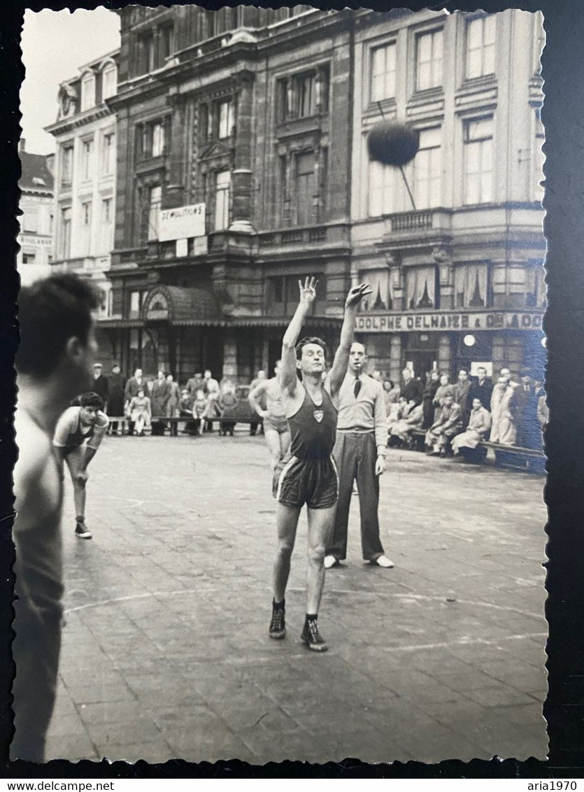 Saint Josse-ten-Noode - Place St Josse - Basketball Photos 1950 - St-Josse-ten-Noode - St-Joost-ten-Node