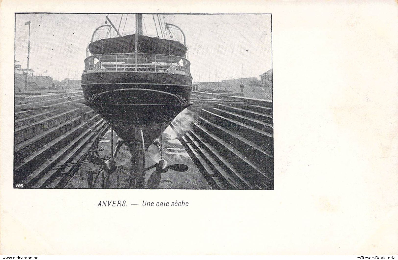 CPA Belgique - Anvers - Antwerpen - Une Cale Sèche - Bateau - Port - Construction Bâtiment Navale - Dos Non Divisée - Antwerpen