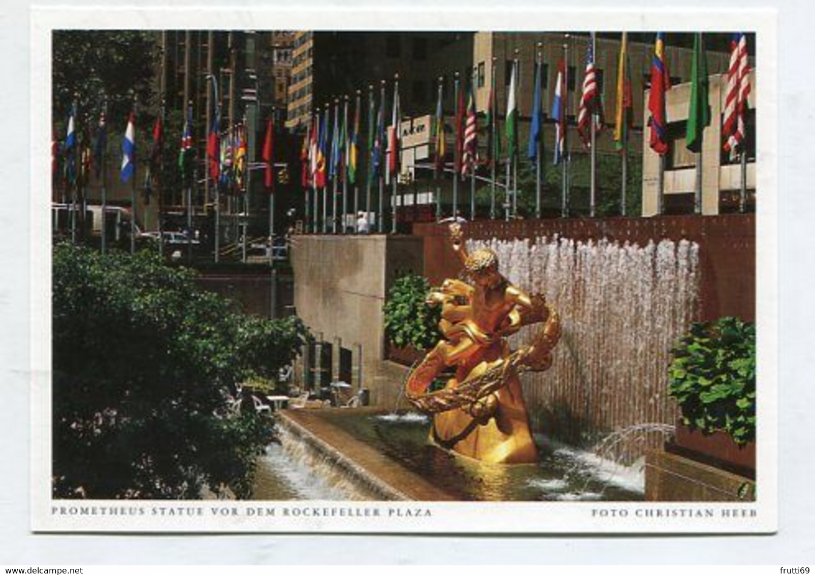 AK 080595 USA - New York City - Prometheus Statue Vor Dem Rockefeller Plaza - Plaatsen & Squares