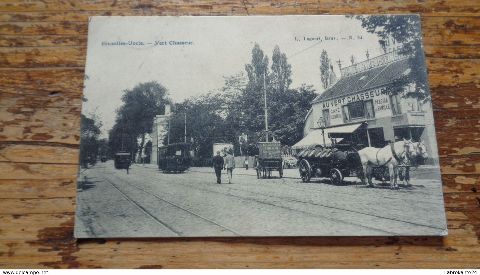 REF 607 : CPA Belgique Bruxelles Uccle Au Vert Chasseur Café Restaurant Attelages Barrique Tramway - Ukkel - Uccle