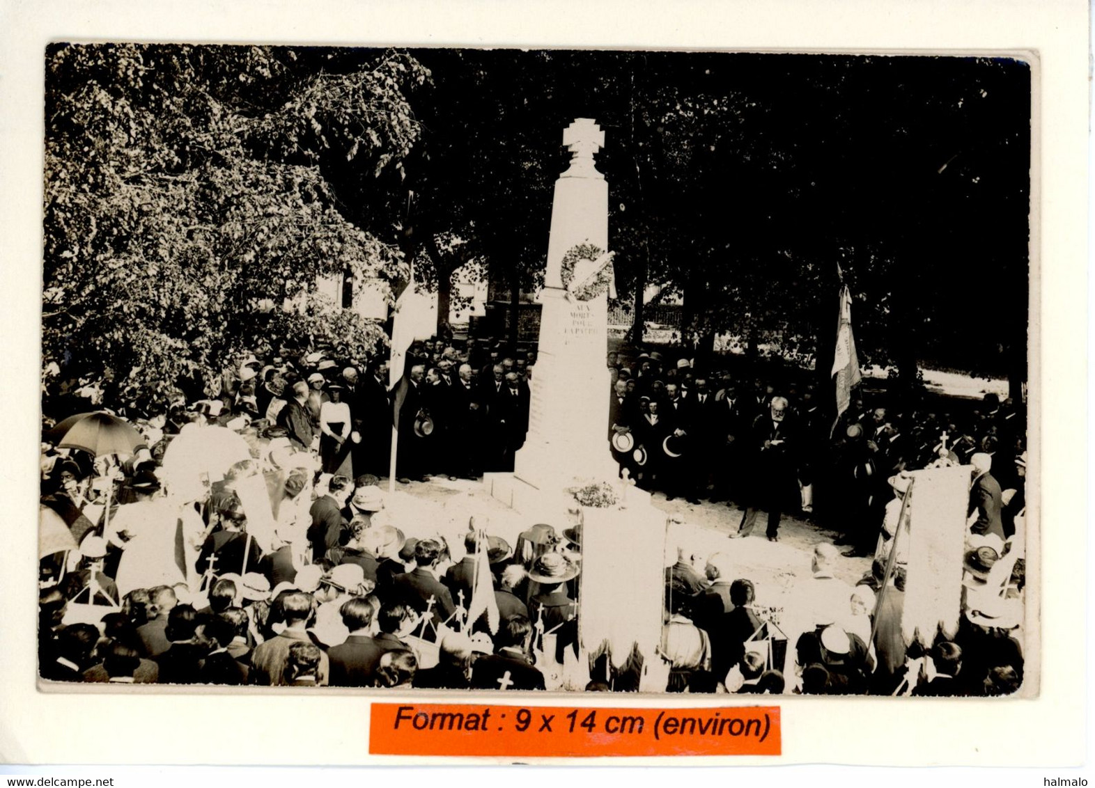 SAINT-ETIENNE-DE-MONTLUC - Le Monument Aux Morts - (12902) - Saint Etienne De Montluc