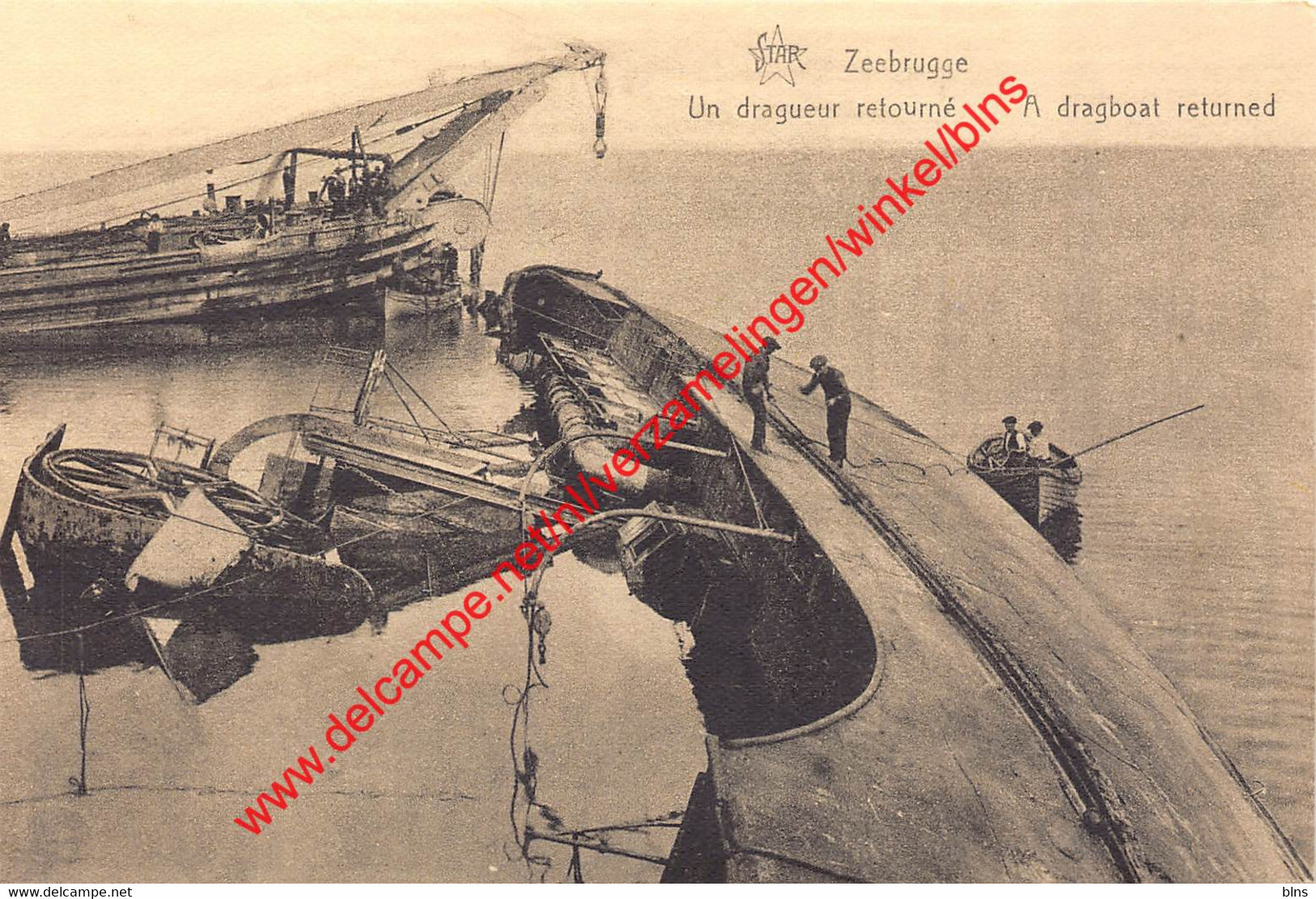 Un Dragueur Retourné - A Dragboat Returned - Zeebrugge - Zeebrugge