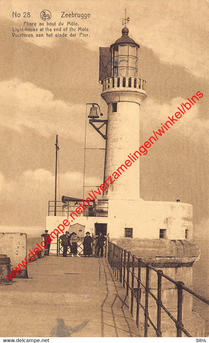 Vuurtoren Aan Het Einde Der Pier - Light-house At The End Of The Mole - Zeebrugge - Zeebrugge