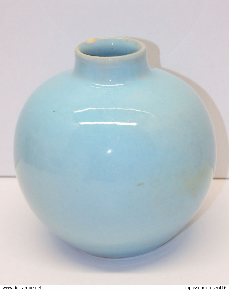 *VASE BOULE ART DECO CERAMIQUE ALFRED RENOLEAU BLEU CLAIR SORTI De GRENIER E - Angoulême/Le Renoleau (FRA)