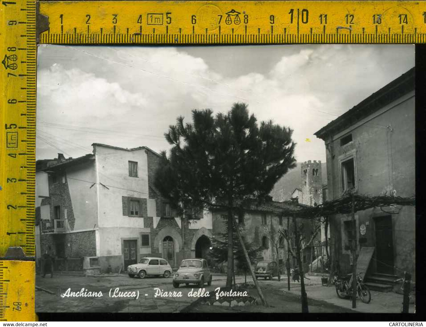 Lucca Anchiano Piazza Della Fontana Vecchie Auto - Lucca