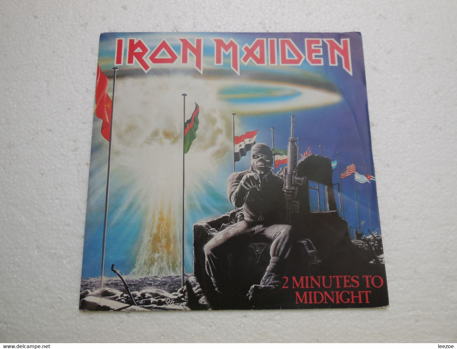 VINYLE IRON MAIDEN : 2 MINUTES TO MIDNIGHT, Bel état......PIN02.22 - 45 T - Maxi-Single