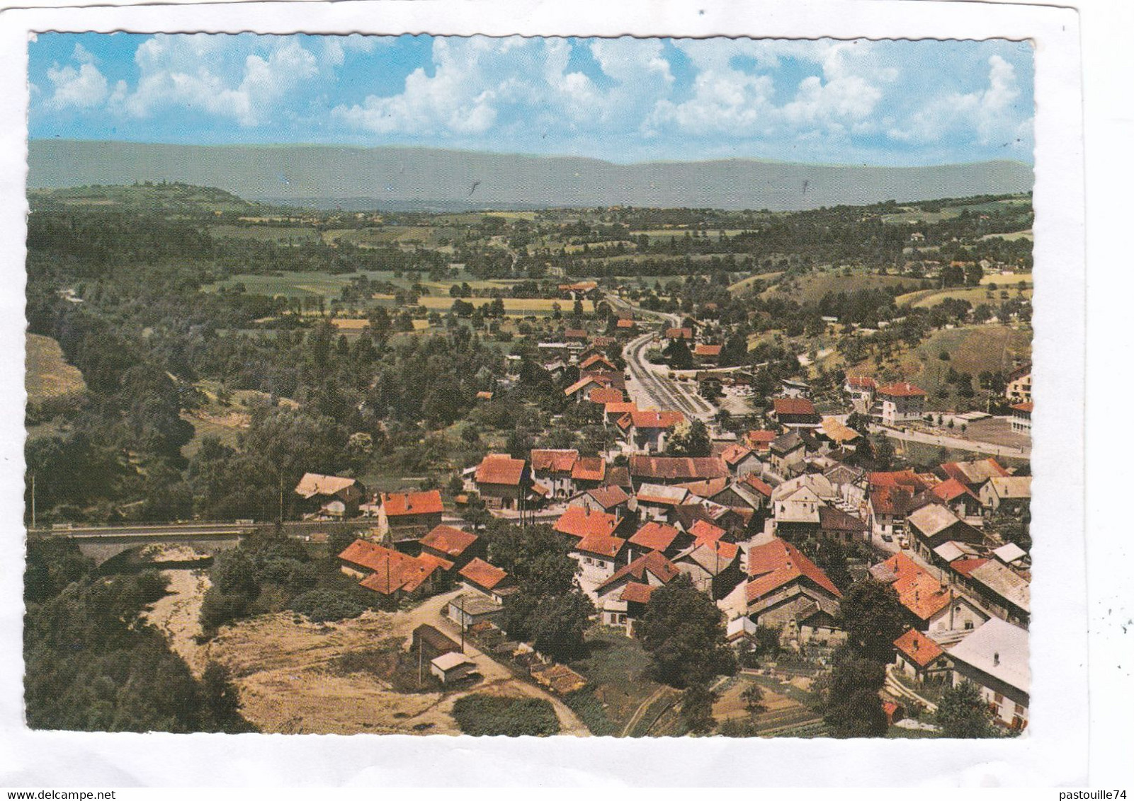 CPM. 15 X 10,5 -  BONNE-SUR-MENOGE  - Vue  Générale (aperçu Sur La Ligne Du C.E.N. Et La Gare) - Bonne