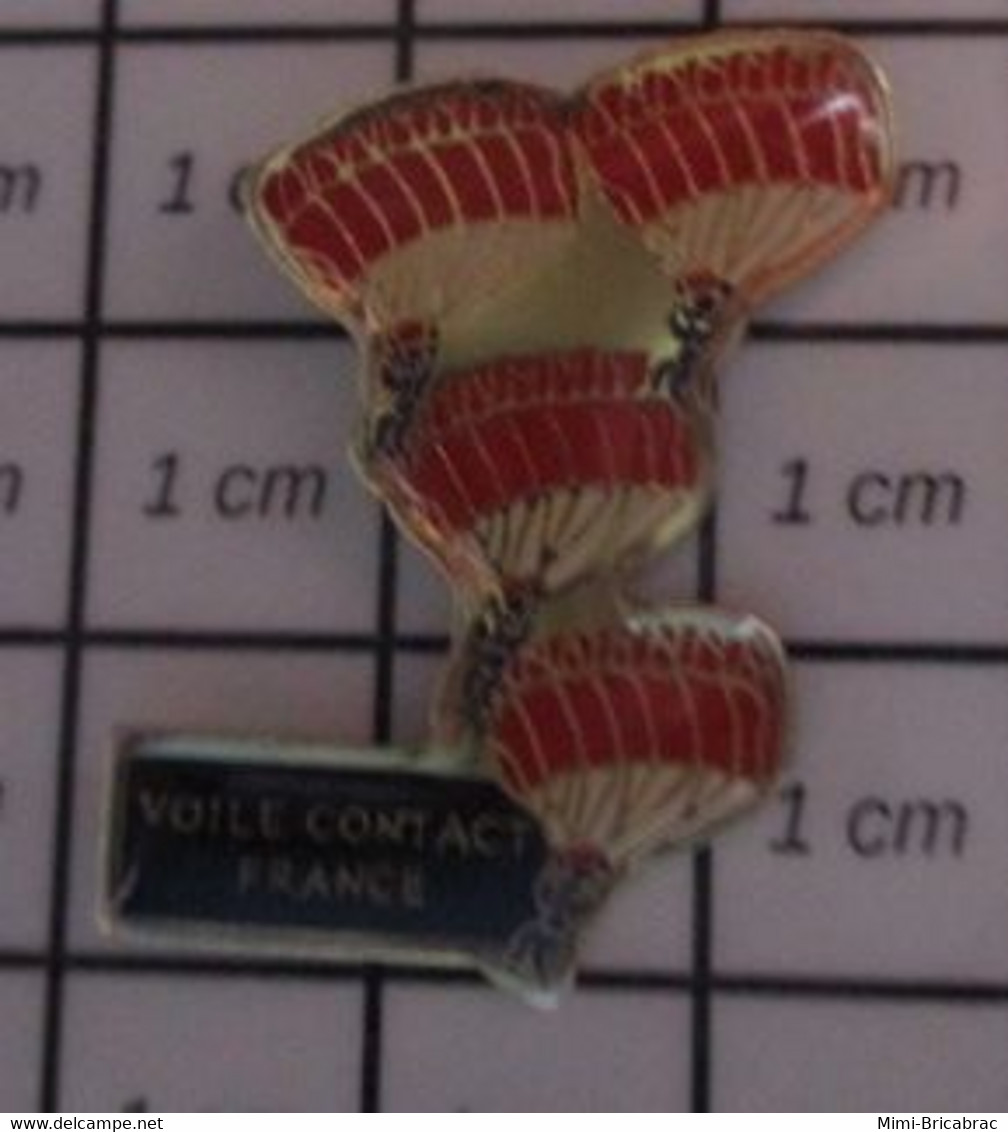 510F  Pin's Pins / Beau Et Rare / SPORTS / PARACHUTISME VOILE CONTACT FRANCE - Parachutespringen