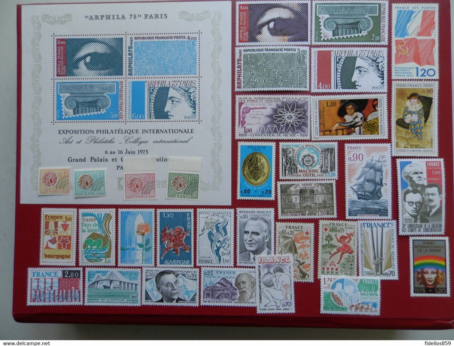 FRANCE ANNEE COMPLETE 1975 SOIT 33 TIMBRES Et 1 BLOC FEUILLET NEUFS SANS CHARNIERE NI TRACE 1ER CHOIX - 1970-1979