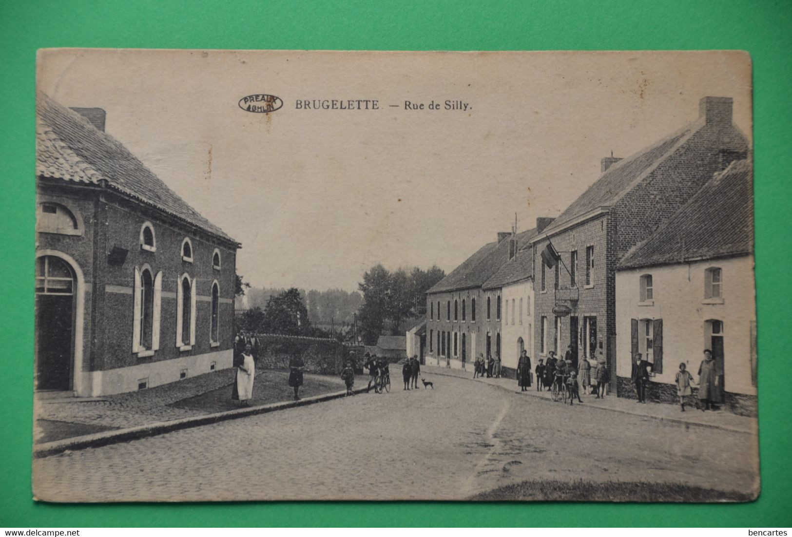 Brugelette : Rue De Silly Très Animée - Brugelette