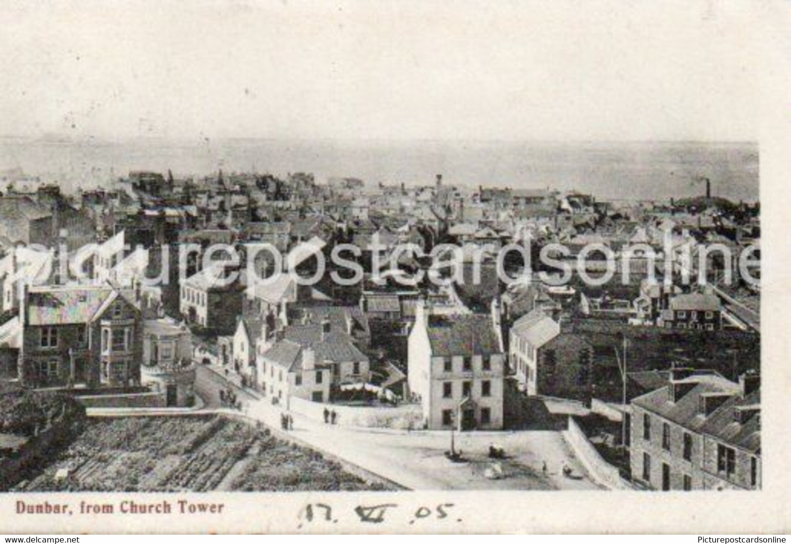 DUNBAR FROM CHURCH TOWER OLD B/W POSTCARD SCOTLAND BY KNOX STATIONER DUNBAR - East Lothian