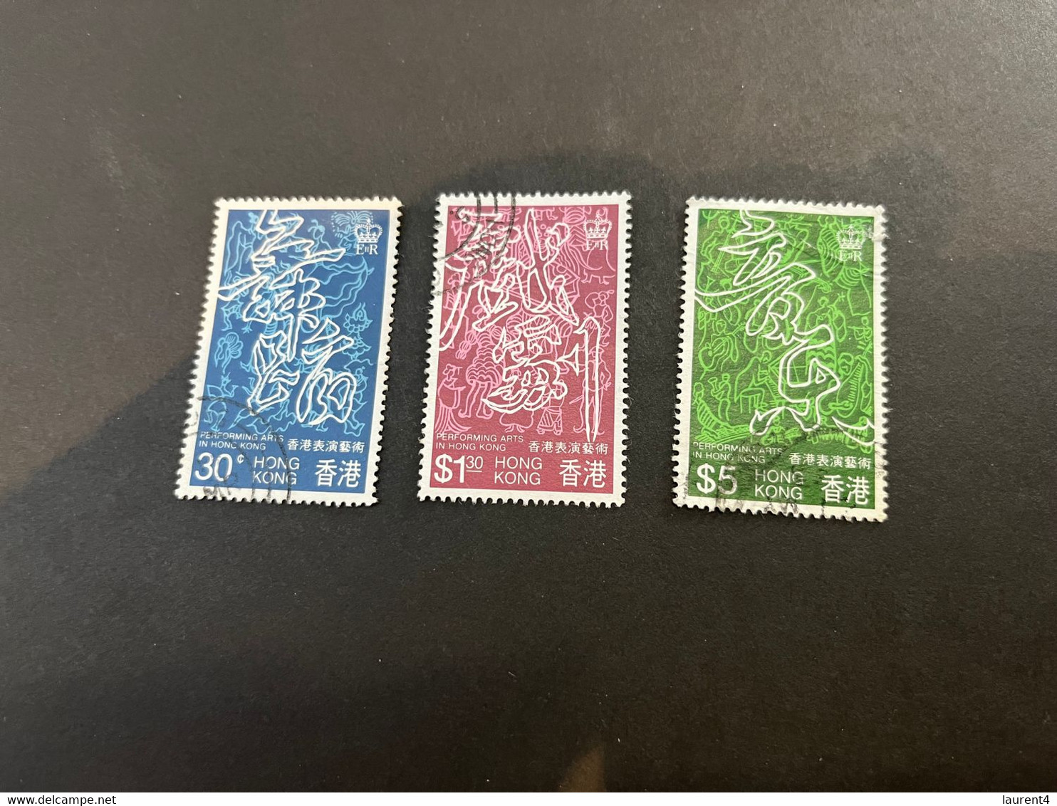 (stamp 8-10-2022) Used Hong Kong Stamps - 3 Stamps - Usados
