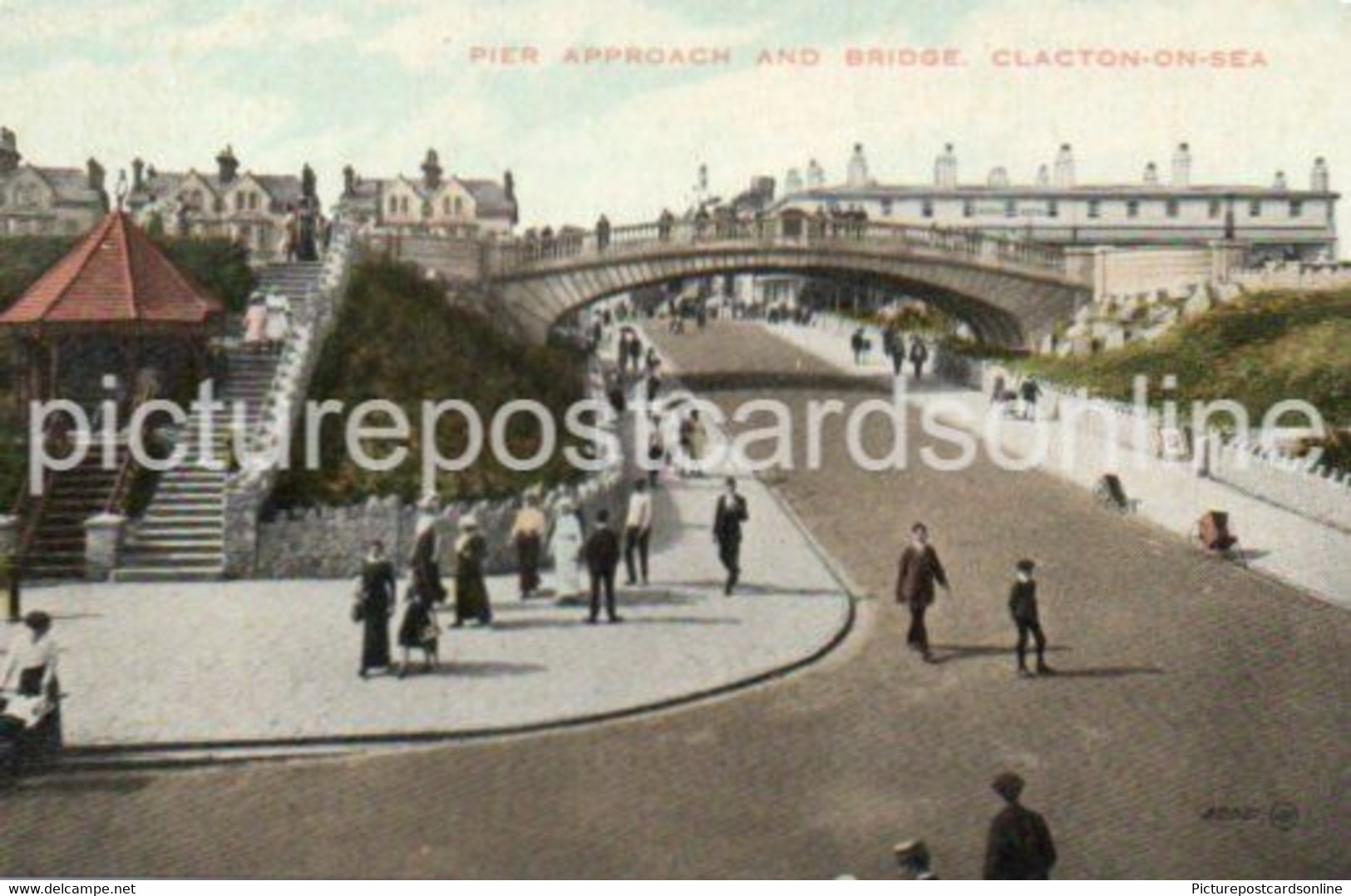 CLACTON ON SEA PIER APPROACH OLD COLOUR POSTCARD ESSEX - Clacton On Sea