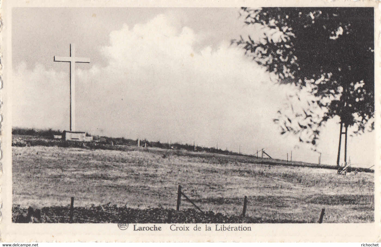 Court-Saint-Etienne - LAROCHE - Croix De La Libération - Court-Saint-Etienne