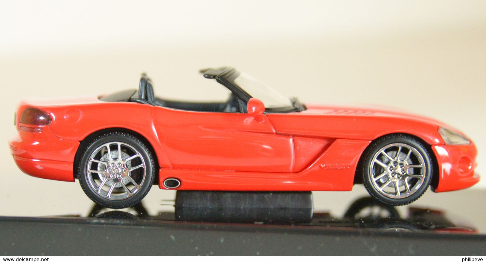 DODGE Viper SRT-10 2003 - AUTO-ART 1:43 - AutoArt