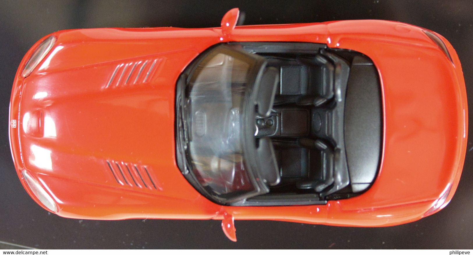 DODGE Viper SRT-10 2003 - AUTO-ART 1:43