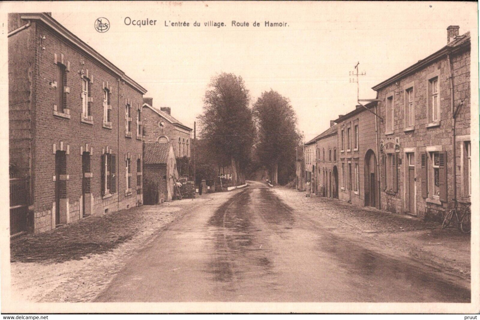 Ocquier Entrée Du Village - Route De Hamoir - Clavier