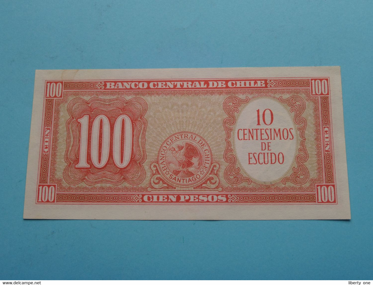 100 Cien Pesos () Banco Central De CHILE ( K-33-101 - 204010 ) ( For Grade See SCAN ) UNC ! - Chili