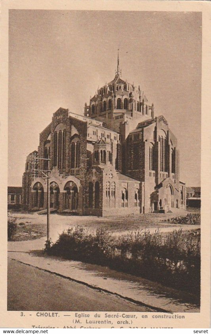 CHOLET. - Eglise Du Sacré-Coeur, En Construction (M. Laurentin, Arch.) - Cholet