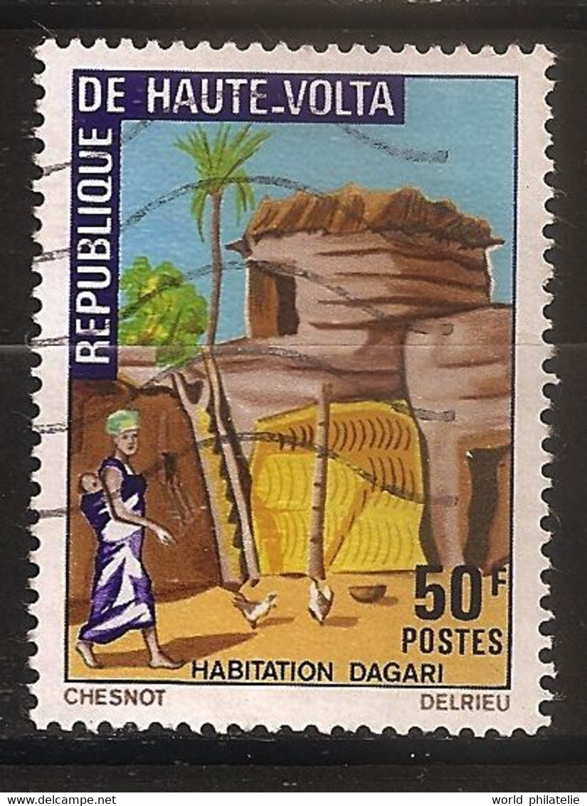 Haute Volta 1972 N° 265 Iso O Maisons, Habitat Traditionnel, Habitation Dagari, Maman, Bébé, Portage, Poules, Coq, Pisé - Haute-Volta (1958-1984)