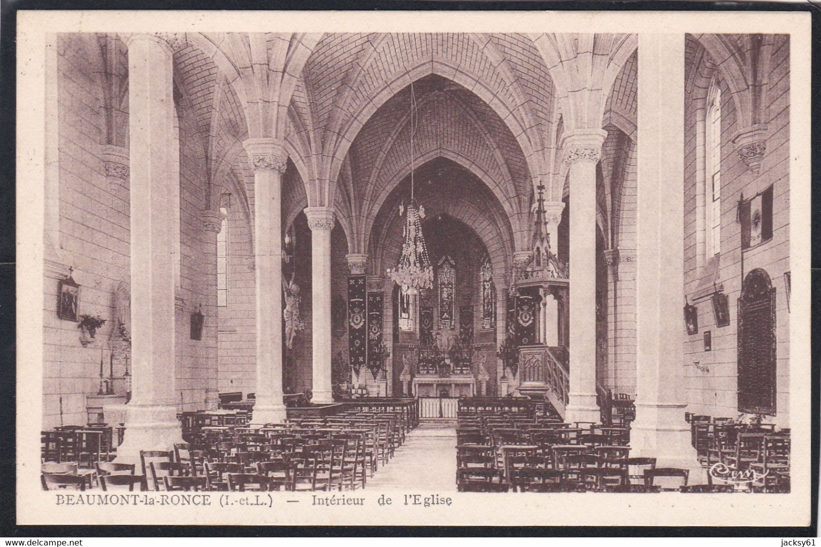 37 - Beaumont Le Ronce - Intérieur De L'église - Beaumont-la-Ronce