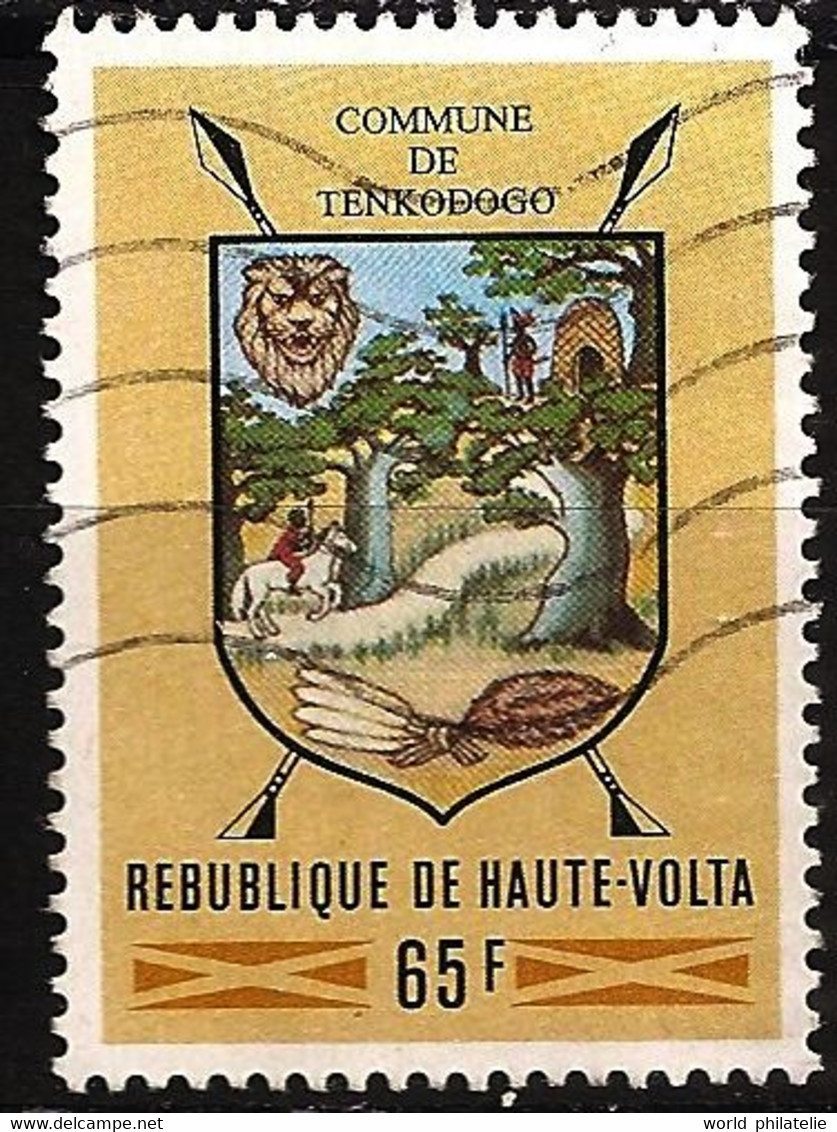 Haute Volta 1977 N° 398 Iso O Armoiries, Blason, Ville De Tenkodogo, Lance, Case, Lion, Plume, Oie, Cheval, Baobab - Haute-Volta (1958-1984)