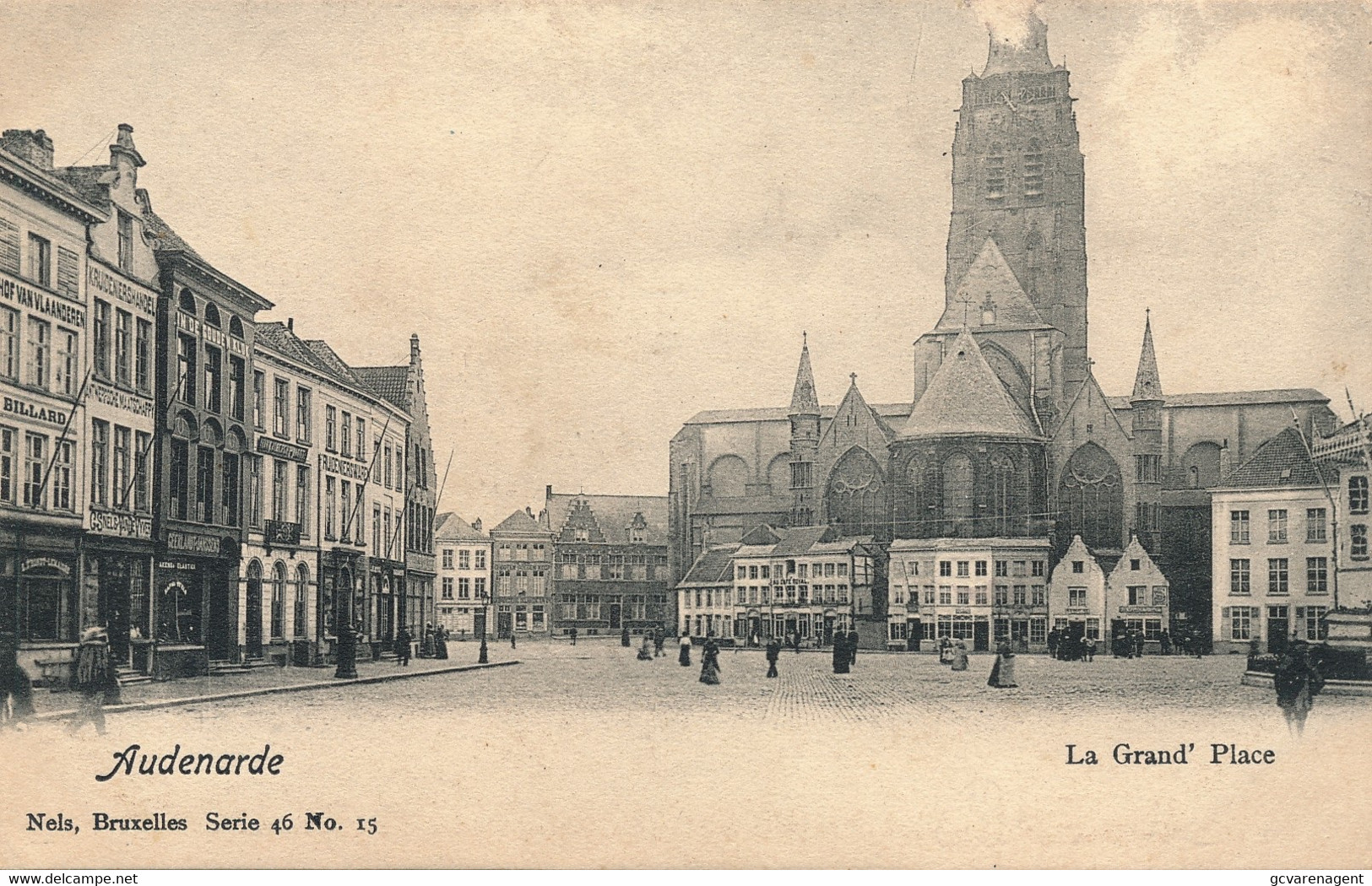 OUDENAARDE  LA GRAND'PLACE            ZIE SCANS - Oudenaarde