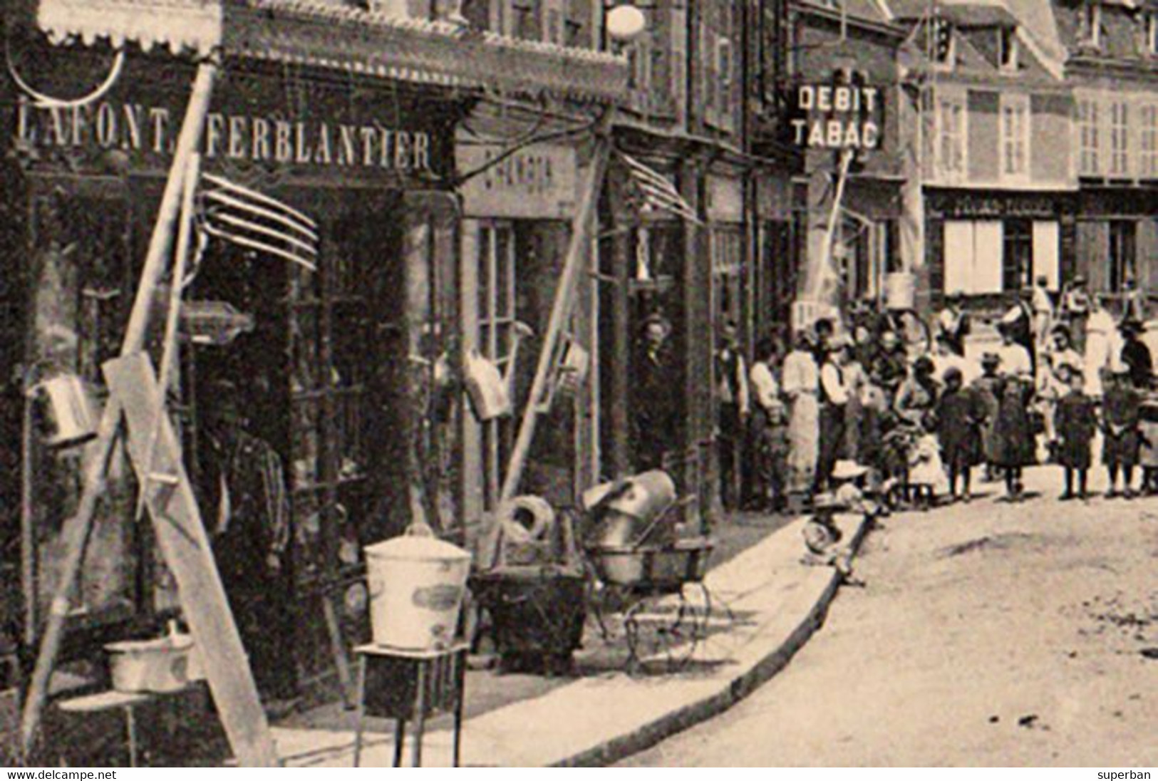 CHÉNÉRAILLES ( CREUSE 23 ) : GRAND' RUE [ BELLE ANIMATION ! ] LAFONT FERBLANTIER / DEBIT TABAC ~ 1905 - RRR !!! (ak500) - Chenerailles