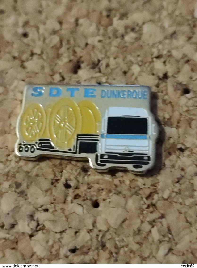 PINS CAMION TRANSPORT RENAULT SDTE DUNKERQUE - Transports