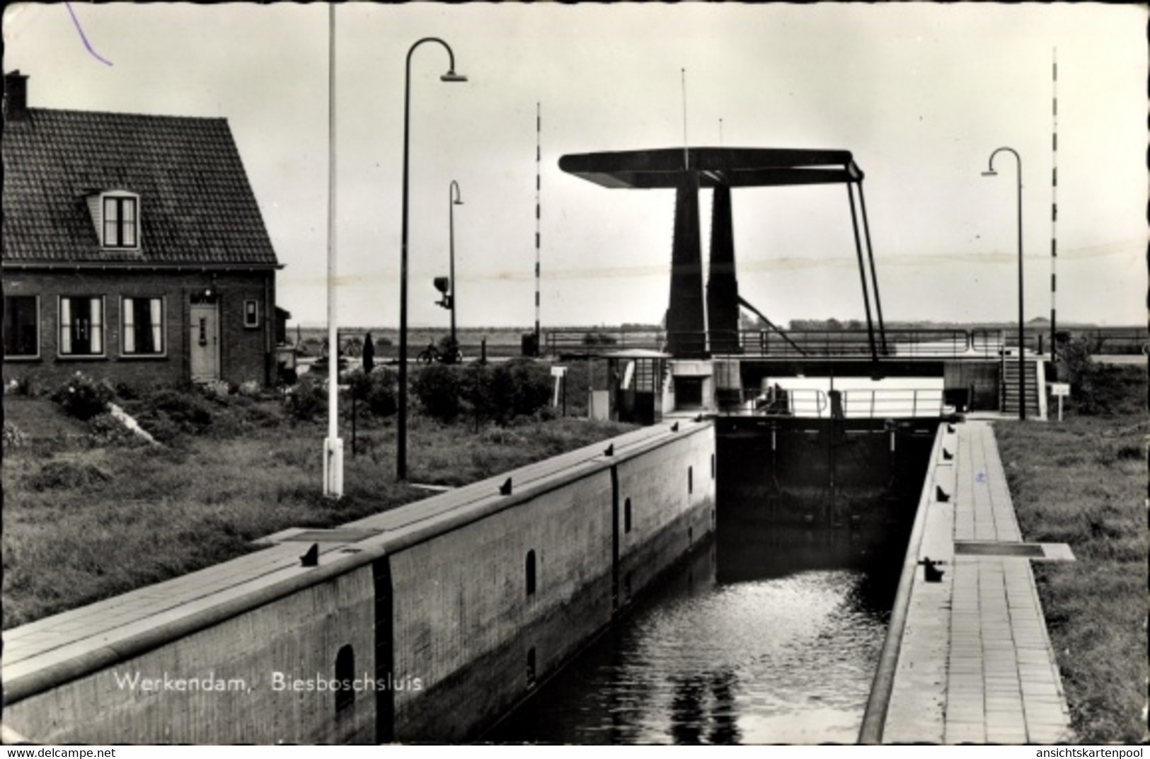 CPA Werkendam Nordbrabant, Biesboschsluis, Hebebrücke, Schleuse - Autres & Non Classés