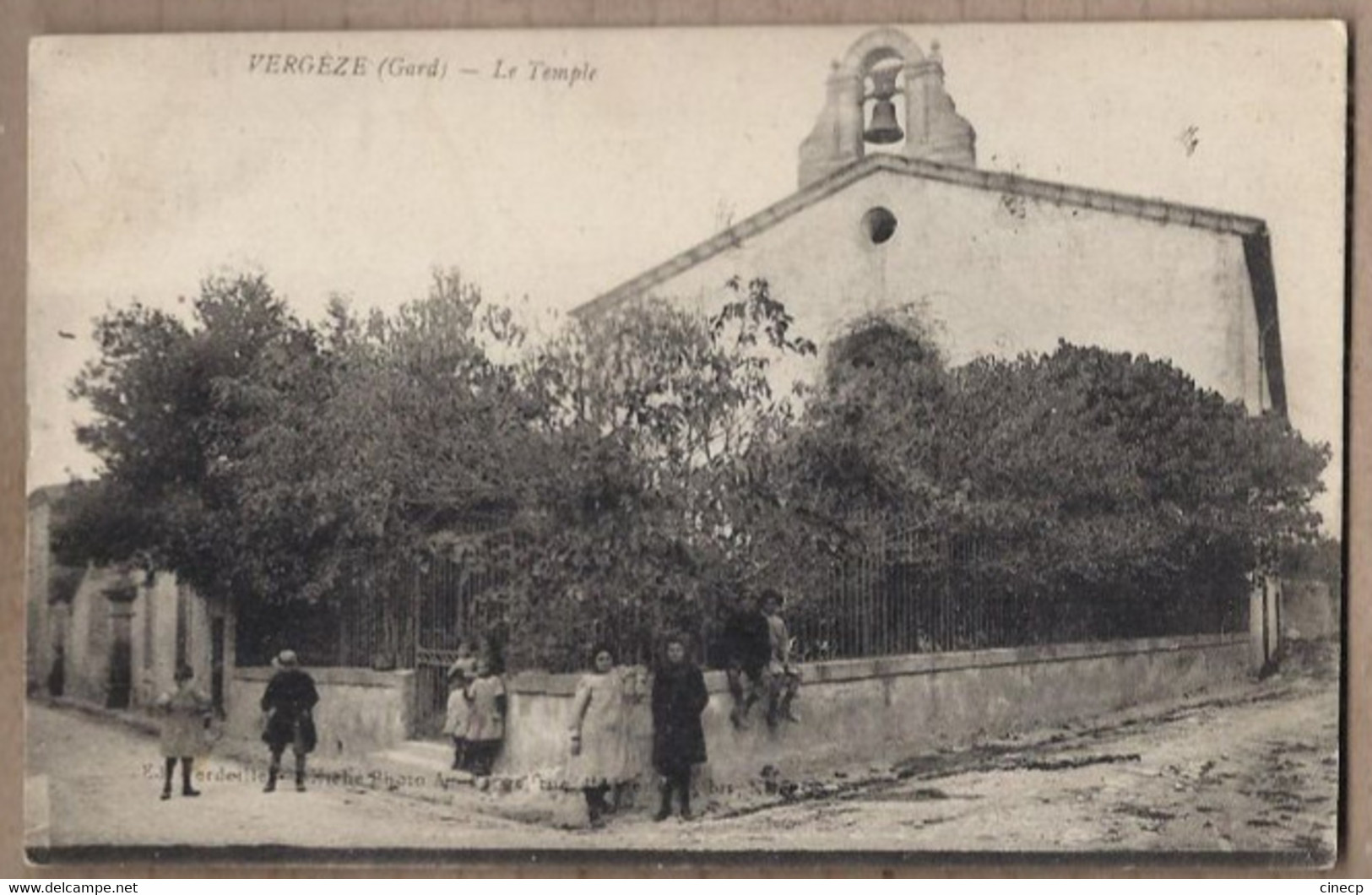 CPA 30 - VERGEZE - Vergèze - Le Temple - EDIFICE RELIGIEUX PROTESTANTISME Jolie ANIMATION Enfants - Vergèze