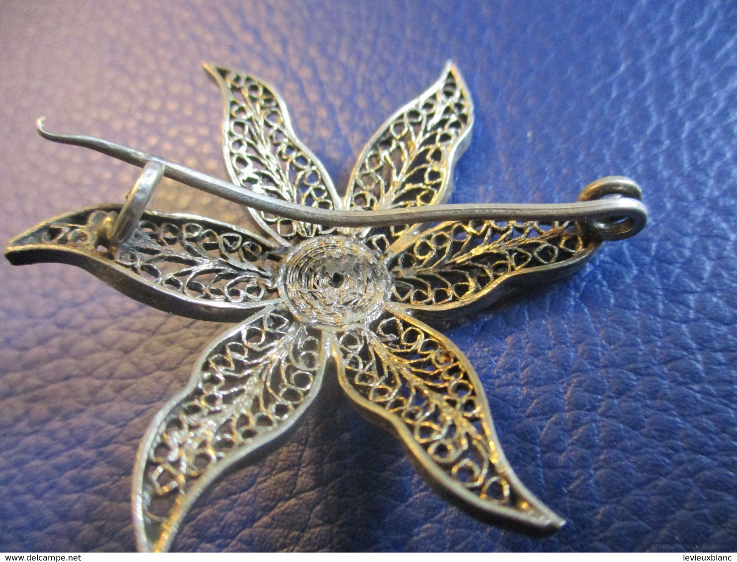 Bijou Ancien Fantaisie/Broche/Fleur Stylisée / MAGHREB ? /Argent ?  /Vers 1920-1950    BIJ132 - Brooches