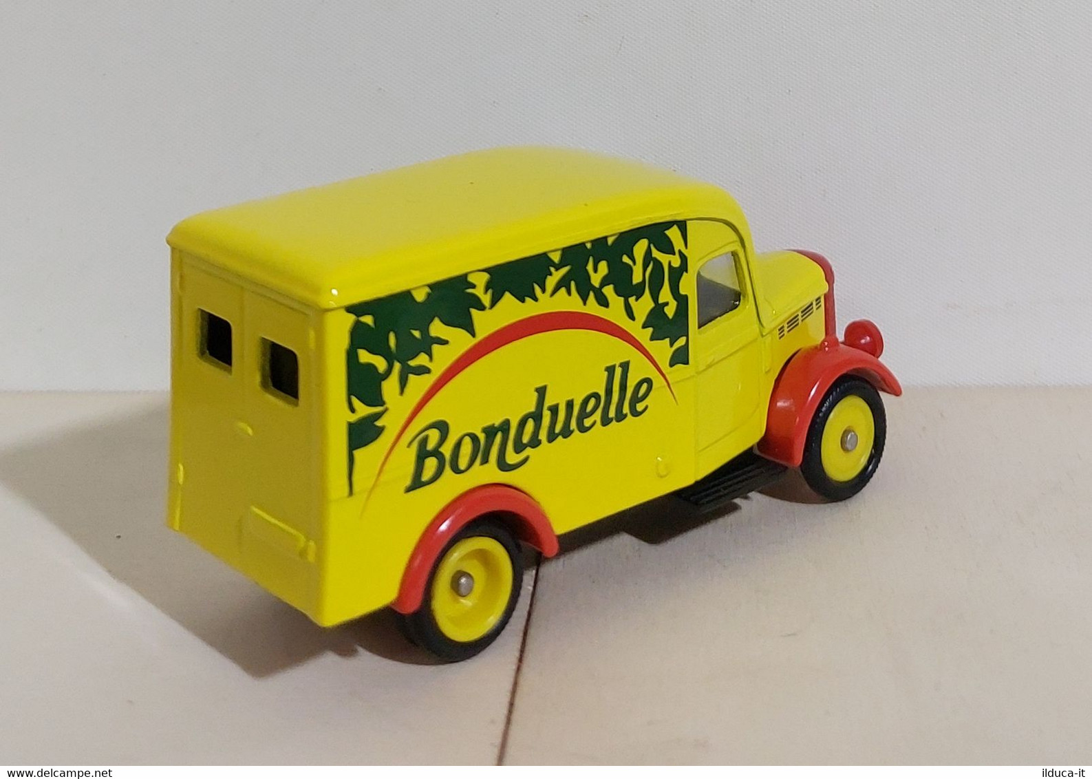 I108699 CORGI 1/64 Camion D'Epoca - Reo Delivery Van - Bonduelle - Corgi