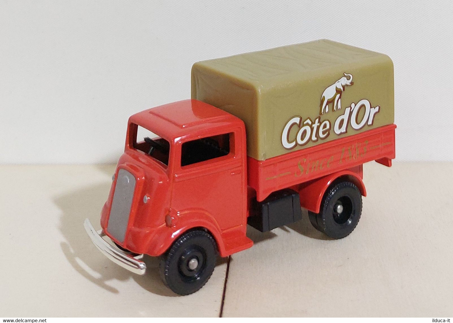 I108708 CORGI 1/64 Camion D'Epoca - Fordson 7V Truck - Cote D'Or - Corgi