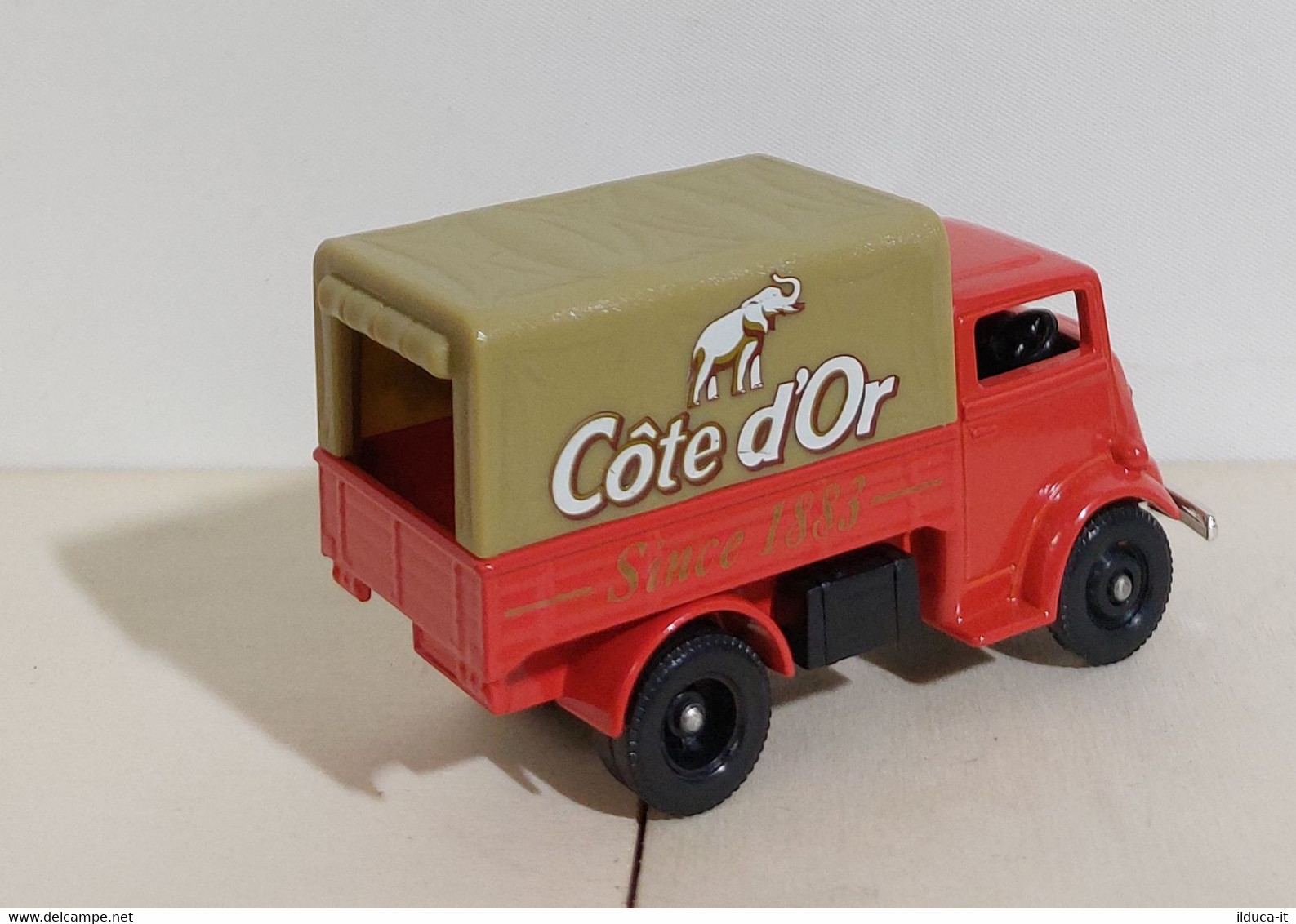 I108708 CORGI 1/64 Camion D'Epoca - Fordson 7V Truck - Cote D'Or - Corgi