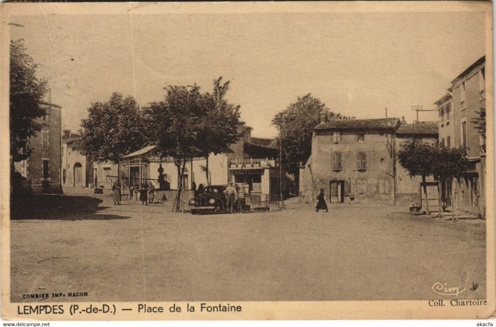 CPA LEMPDES Place De La Fontaine (1255599) - Lempdes