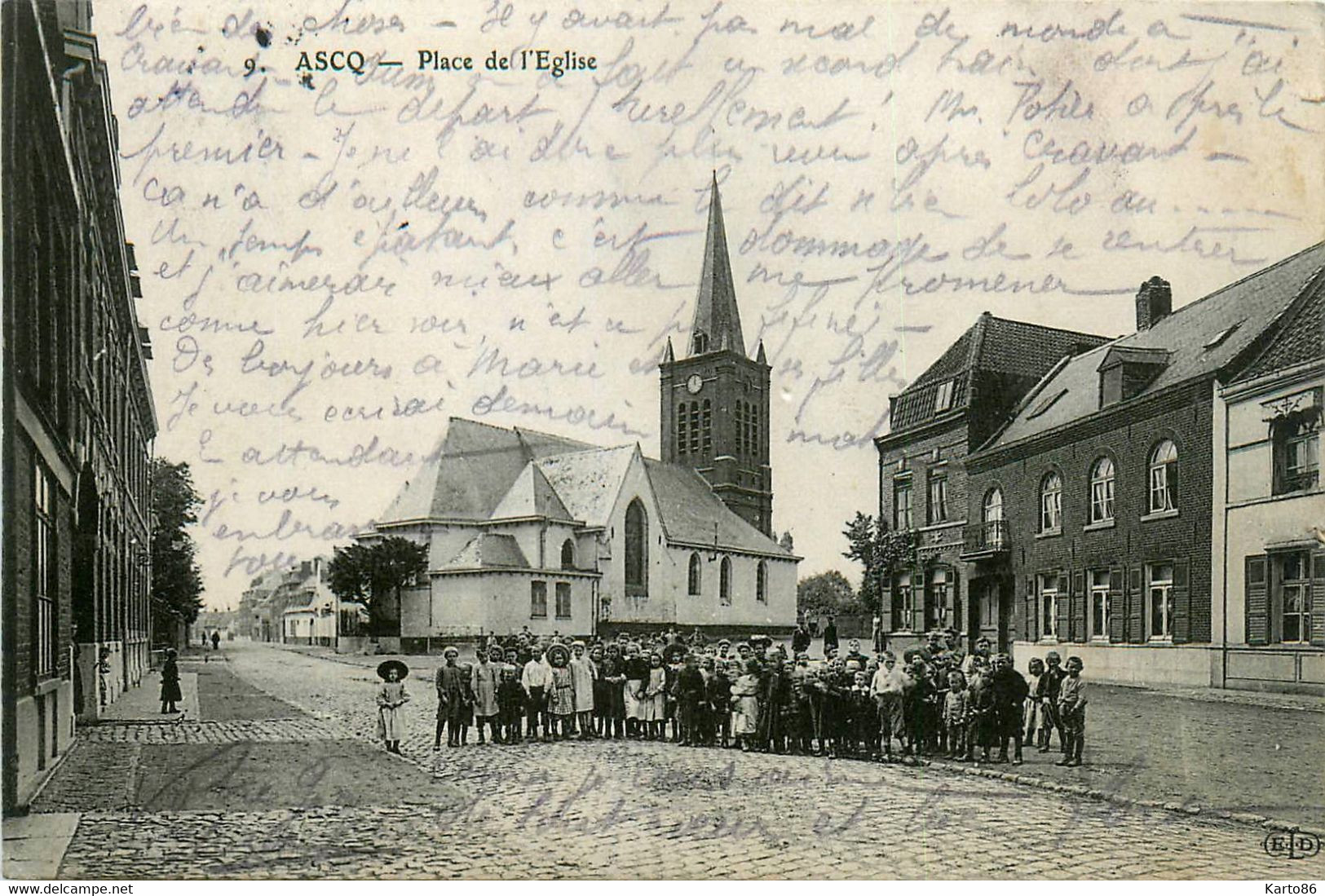 Ascq * La Place De L'église * Groupe D'enfants Villageois - Villeneuve D'Ascq