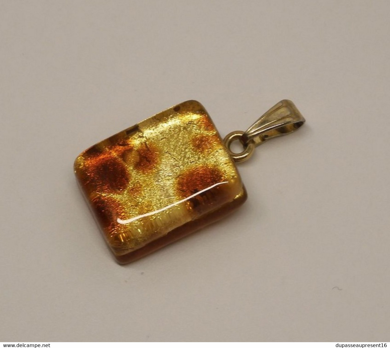 *JOLI PENDENTIF VERRE MURANO INCLUSION PAILLETTES OR BIJOU VINTAGE XXe  E