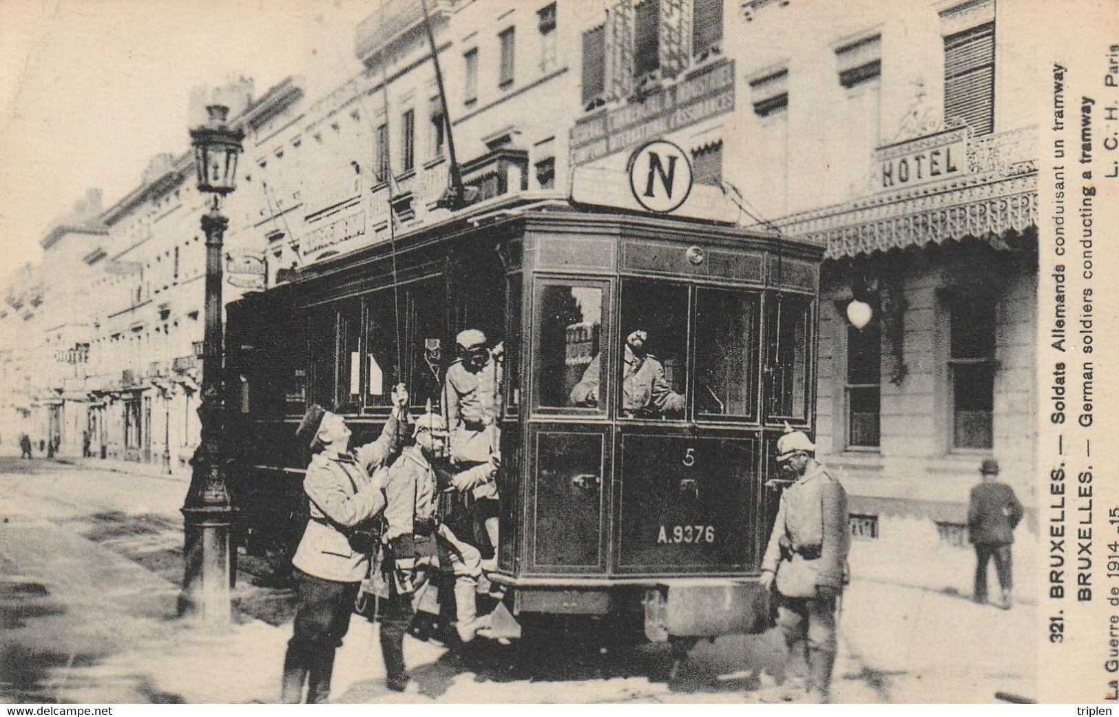 Bruxelles - Soldats Allemands Conduisant Un Tramway - Transport Urbain En Surface
