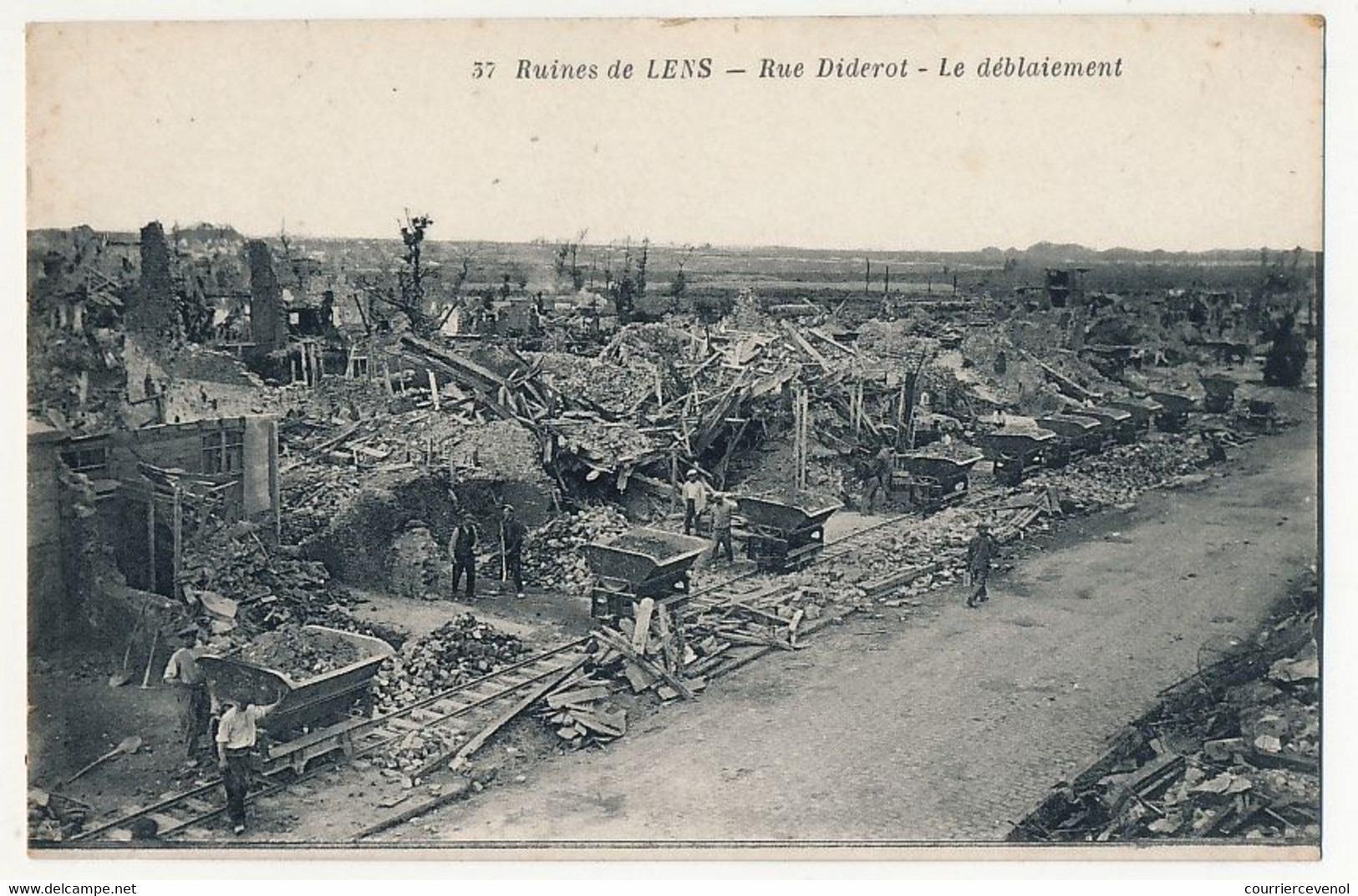 CPA - LENS (Pas De Calais) - Ruines De Lens - Rue Diderot - Le Déblaiement - Lens