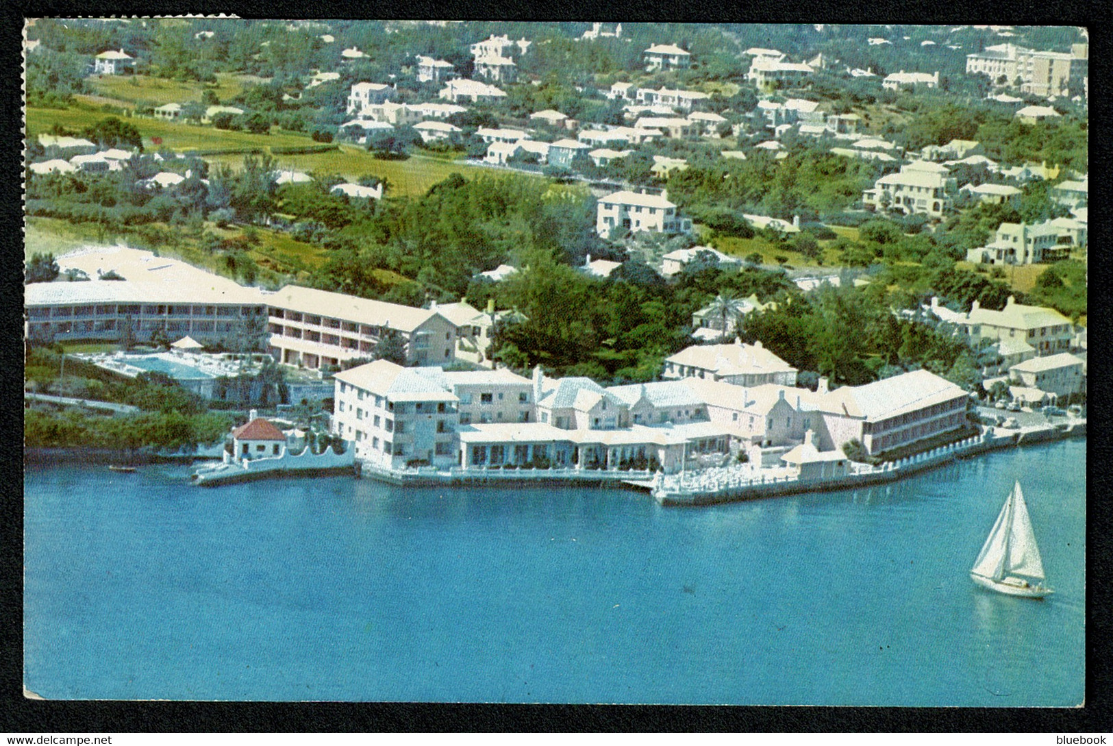 Ref 1576 - 1972 Postcard - Inverurie Hotel - Paget Bermuda - Red Perot Post Office Cancel - Bermudes