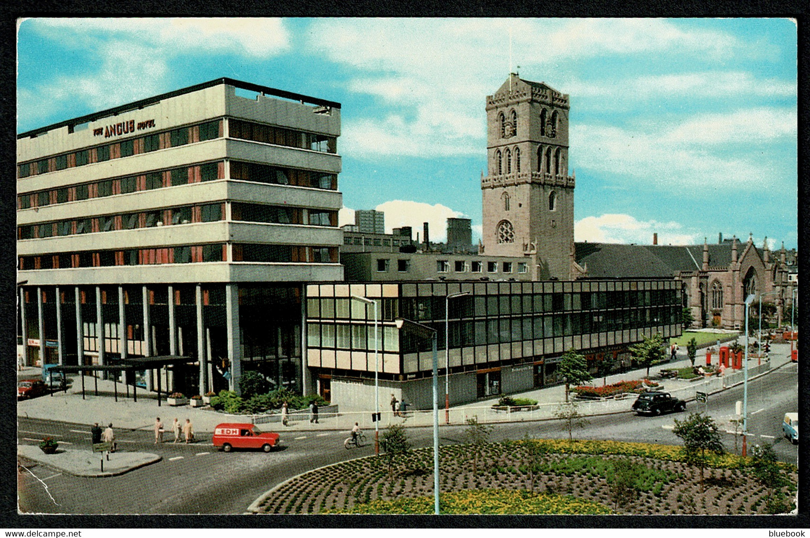 Ref 1576 - Postcard - EDH Van Passing The Angus Hotel & Old Steeple - Dundee Scotland - Angus