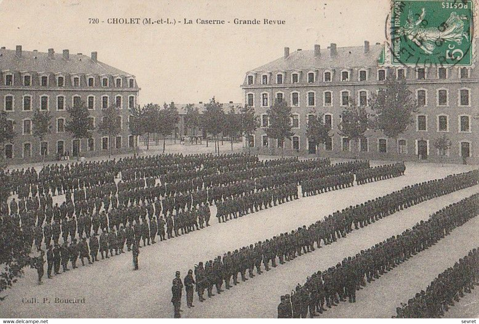 CHOLET. - La Caserne - Grande Revue - Cholet