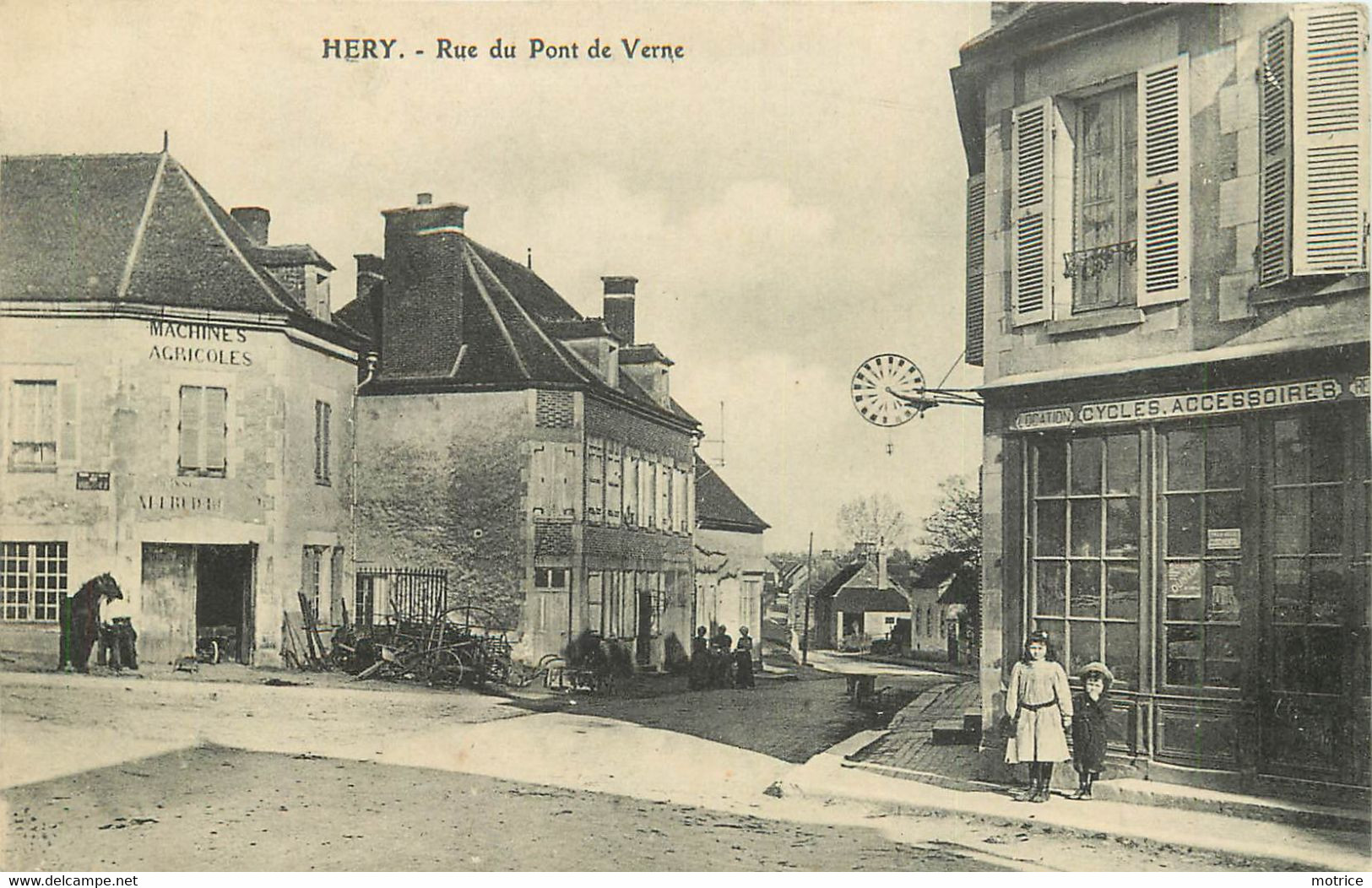 HERY - Rue Du Pont De Verne, Magasin De Cycles. - Hery