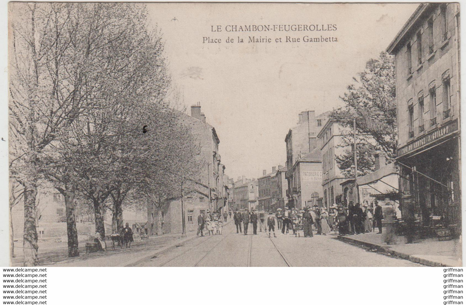 LE CHAMBON FEUGEROLLES PLACE DE LA MAIRIE ET RUE GAMBETTA TBE - Le Chambon Feugerolles