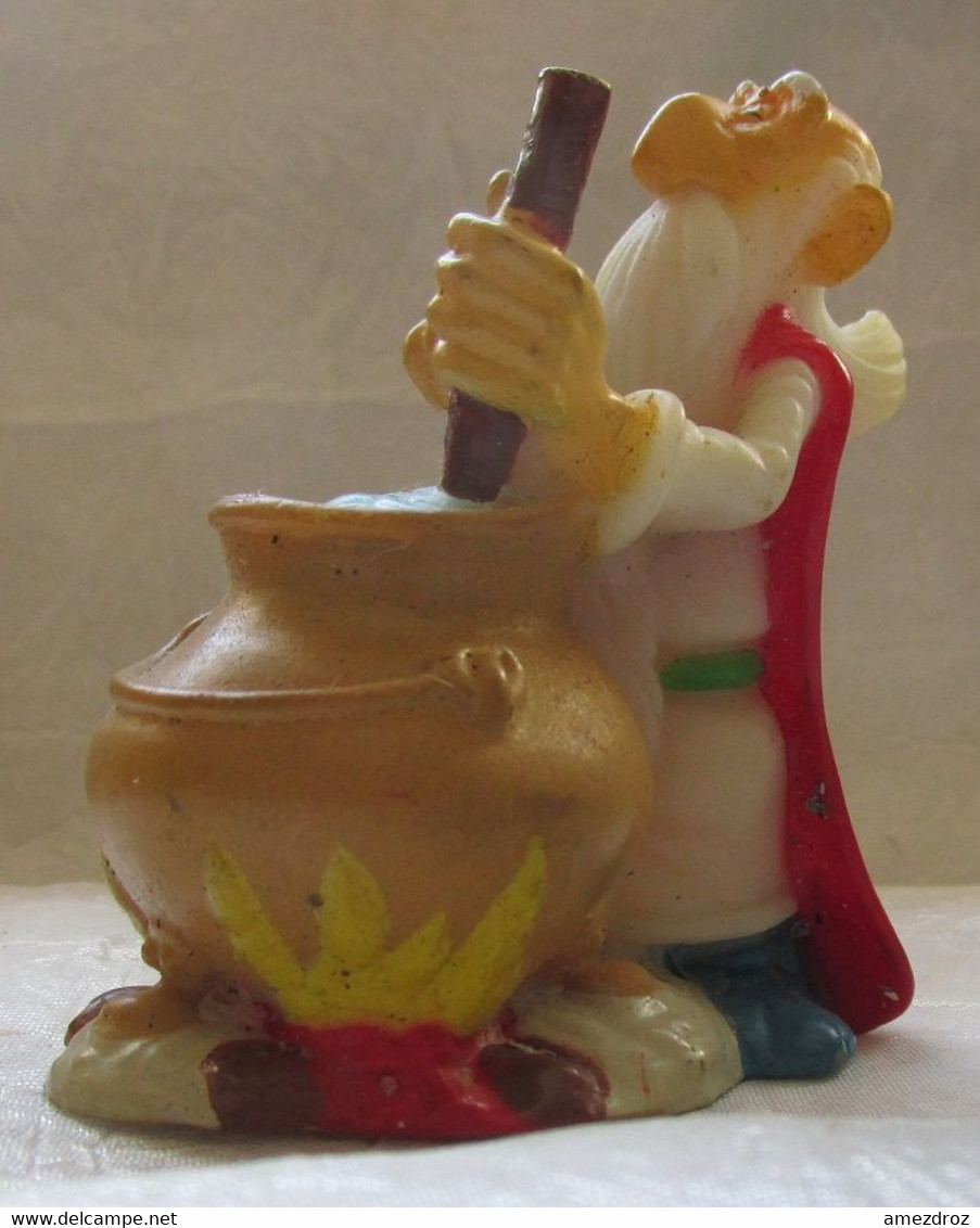 Collection Astérix 1995 - Figurine Creuse Panoramix De Barde  (a)  Hauteur Environ 7,6 Cm - Little Figures - Plastic