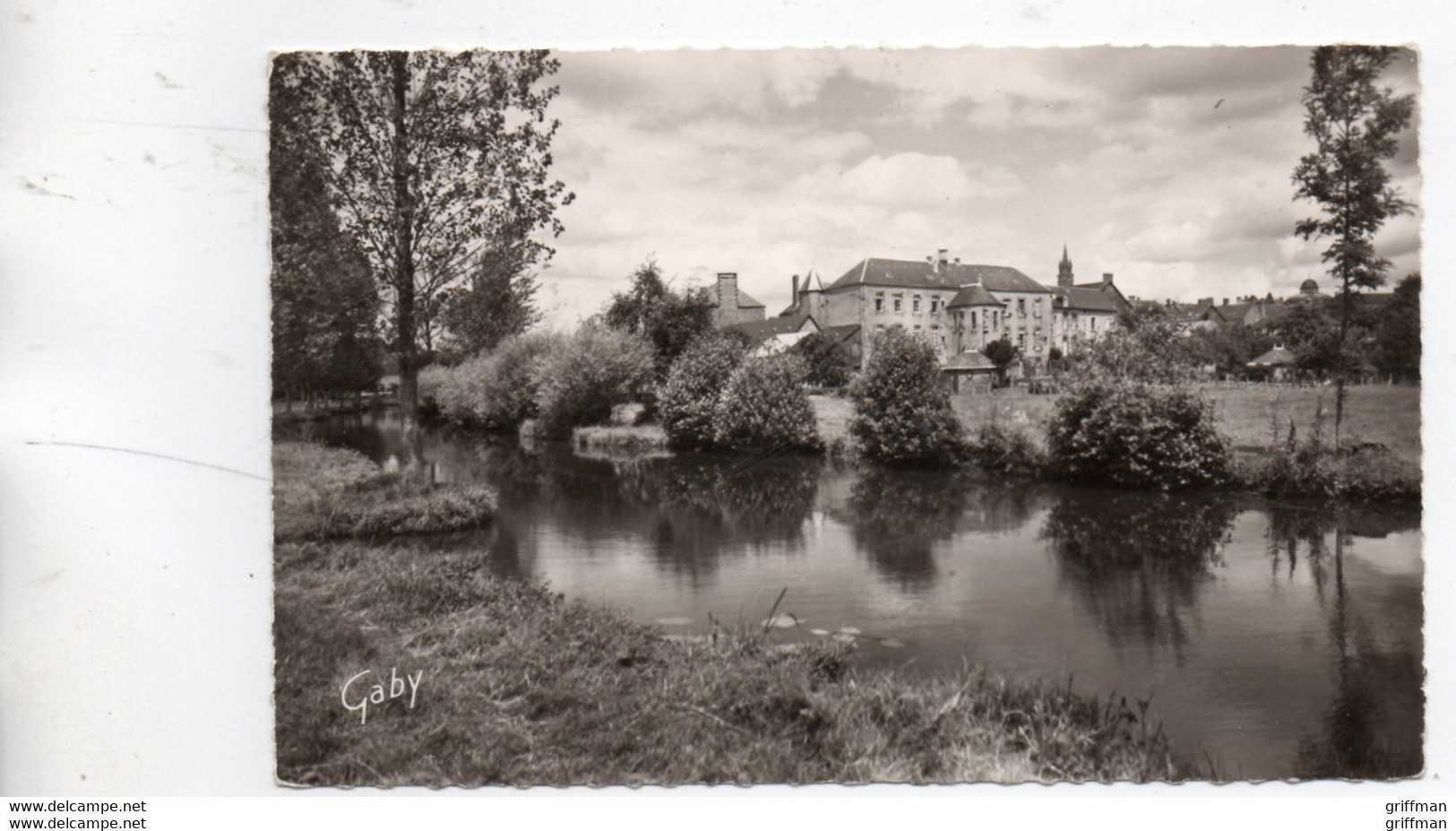 GORRON LA RIVIERE LA COLMONT ET L'HOSPICE CPSM 9X14 TBE - Gorron