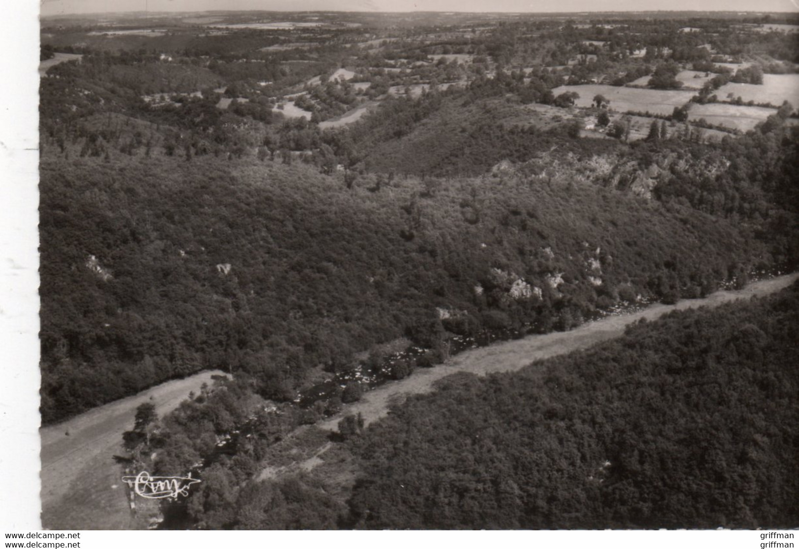 PUTANGES GORGES DE SAINT AUBERT VUE AERIENNE CPSM GM TBE - Putanges