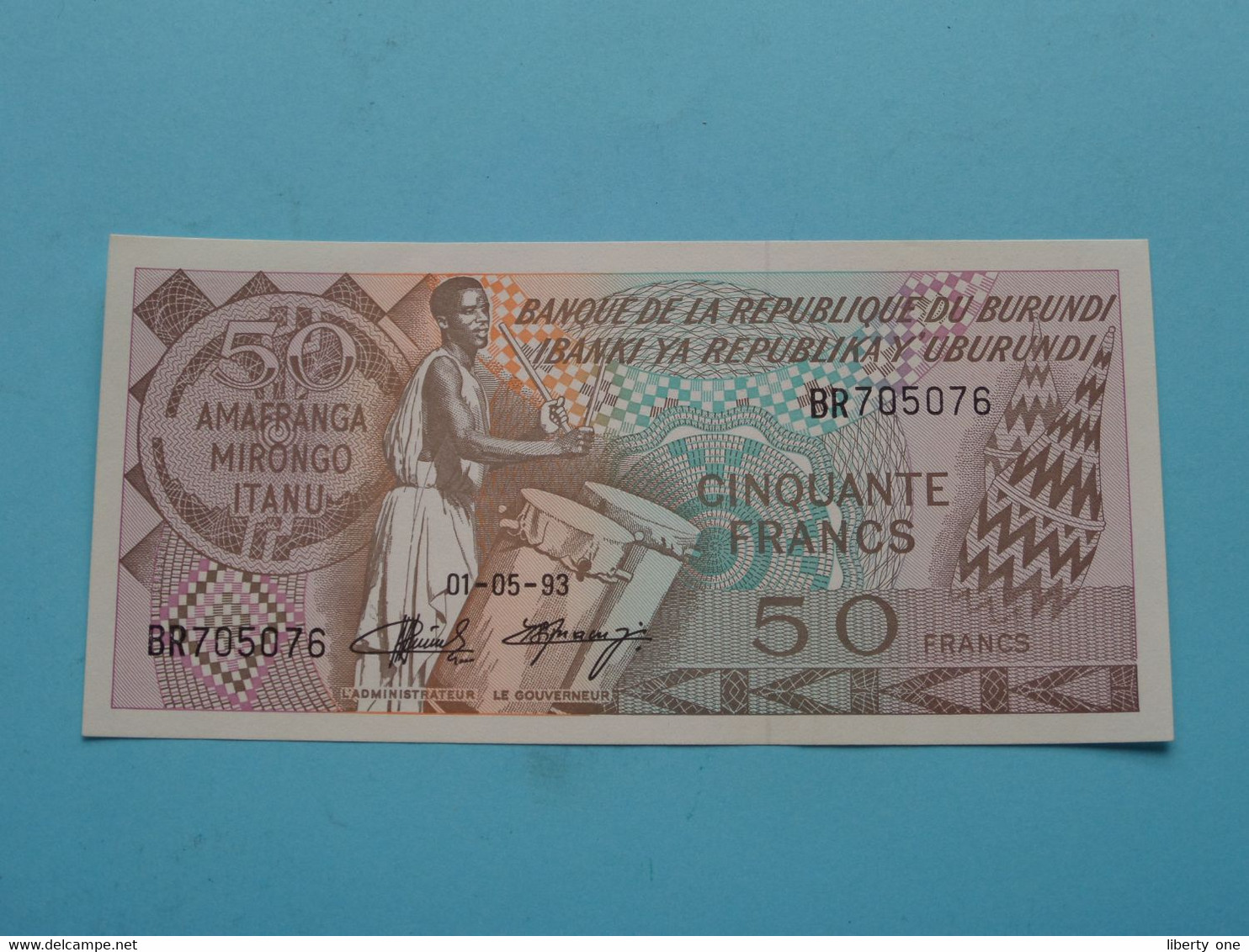 50 Cinquante Francs ( BR705076 ) Burundi > 01-05-93 ( Voir / See > Scans ) UNC ! - Burundi